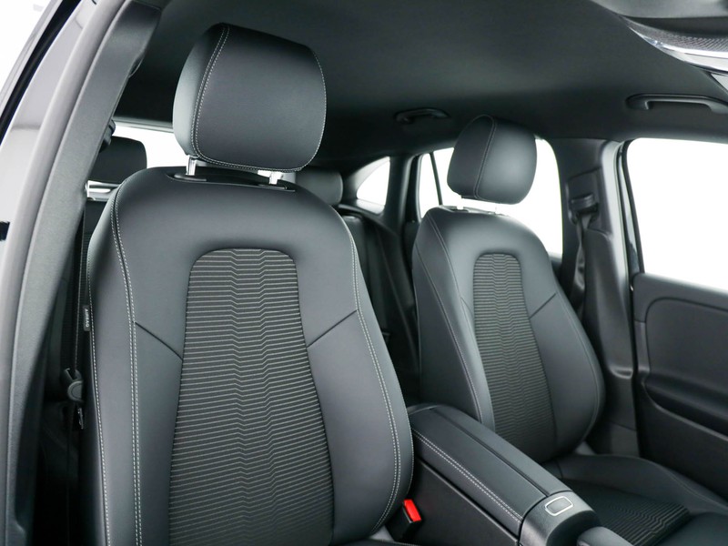 Mercedes GLA 200 d sport plus 4matic auto diesel nero