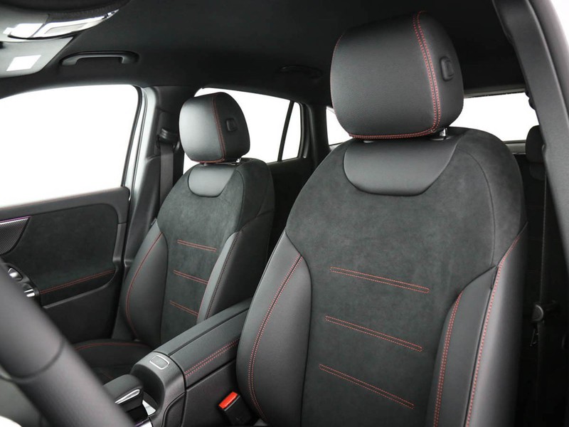 Mercedes GLA 200 d premium auto diesel argento