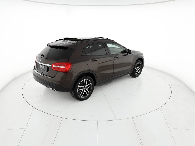Mercedes GLA 200 d (cdi) sport 4matic auto diesel marrone