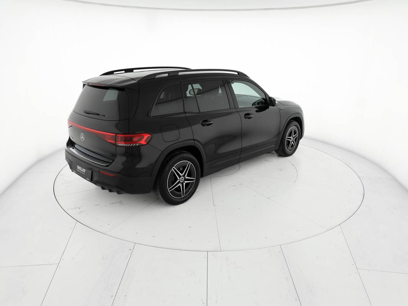 Mercedes EQB 250 premium elettrica nero