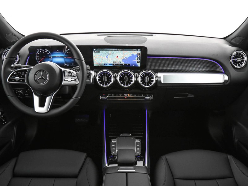 Mercedes EQB 300 sport 4matic elettrica blu/azzurro