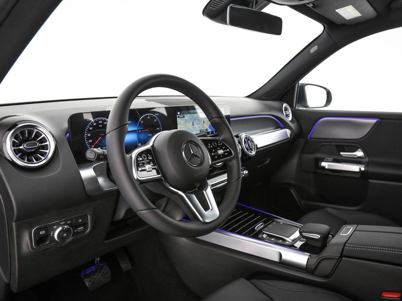 Mercedes EQB 300 sport 4matic elettrica blu/azzurro