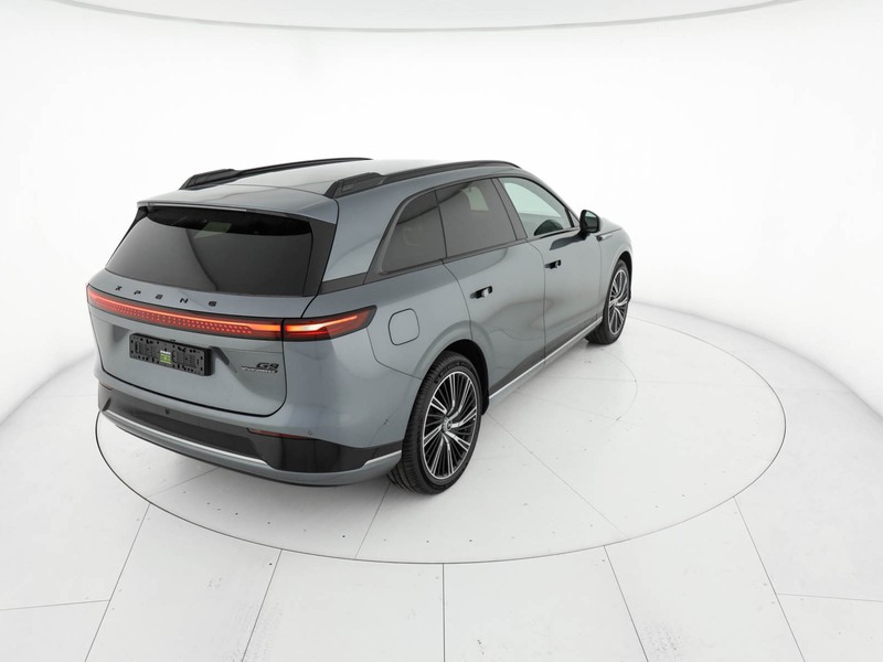 XPENG G9 XPENG AWD Perfornance  grigio