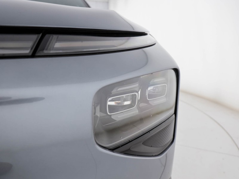 XPENG G9 XPENG AWD Perfornance  grigio