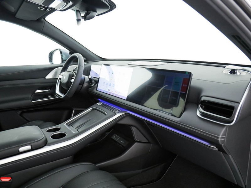XPENG G9 XPENG AWD Perfornance  grigio