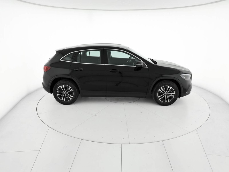 Mercedes GLA 180 d advanced auto diesel nero