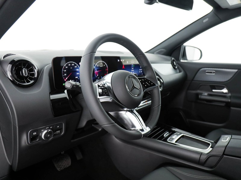 Mercedes GLA 180 d advanced auto diesel nero