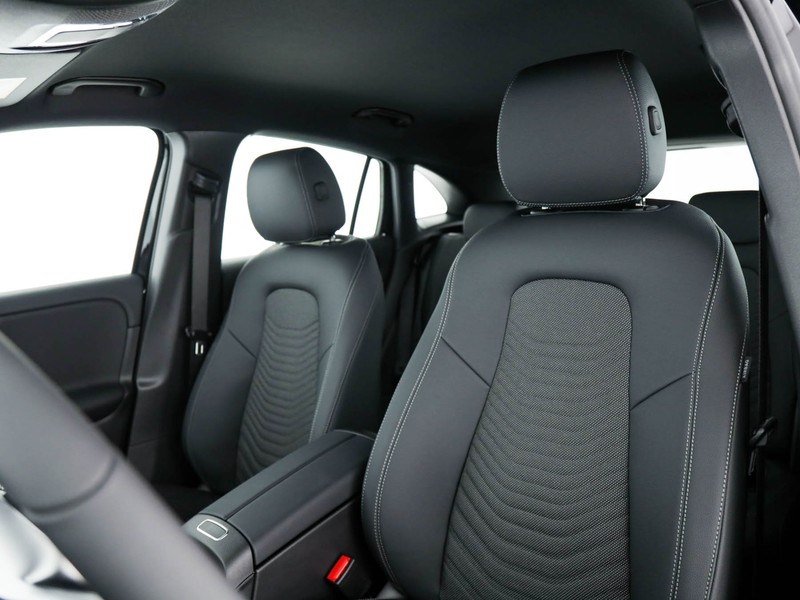 Mercedes GLA 180 d advanced auto diesel nero