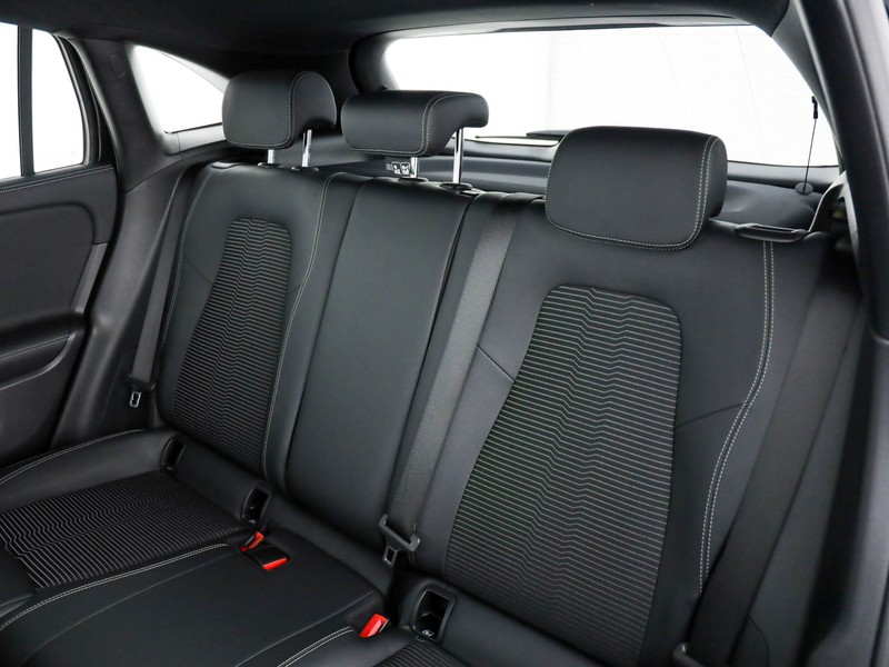 Mercedes GLA 200 sport plus auto