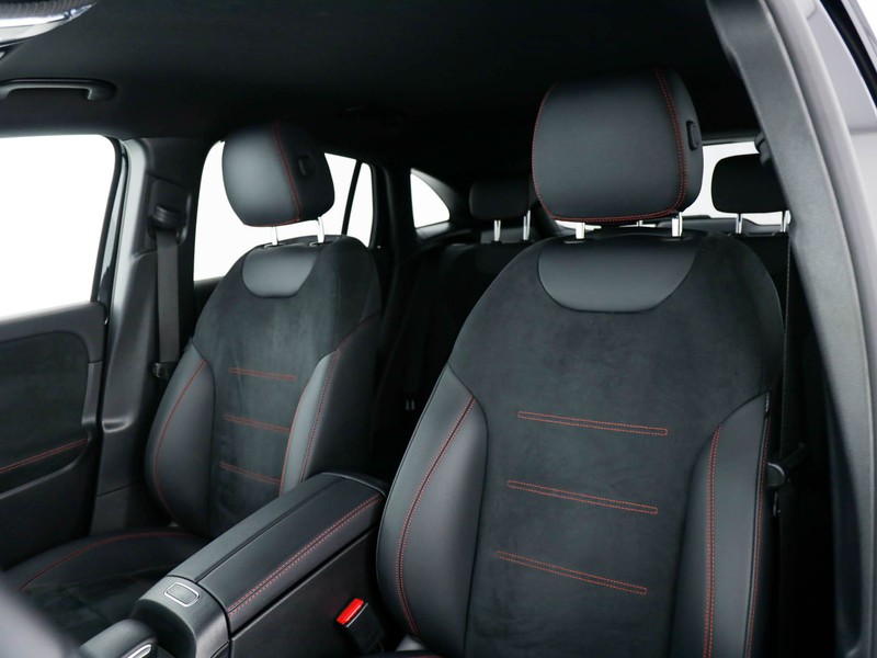 Mercedes GLA 200 d premium auto diesel nero