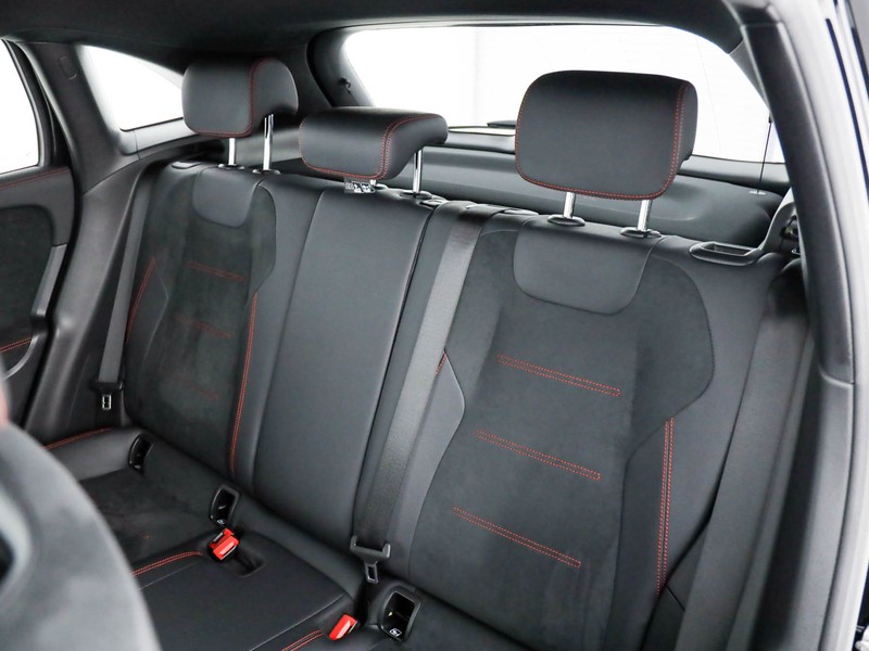 Mercedes GLA 200 d premium auto diesel nero