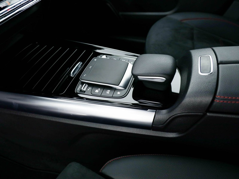 Mercedes GLA 200 d premium auto diesel nero
