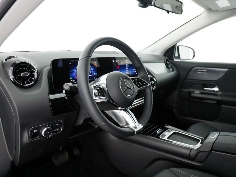 Mercedes GLA 180 d executive auto diesel bianco
