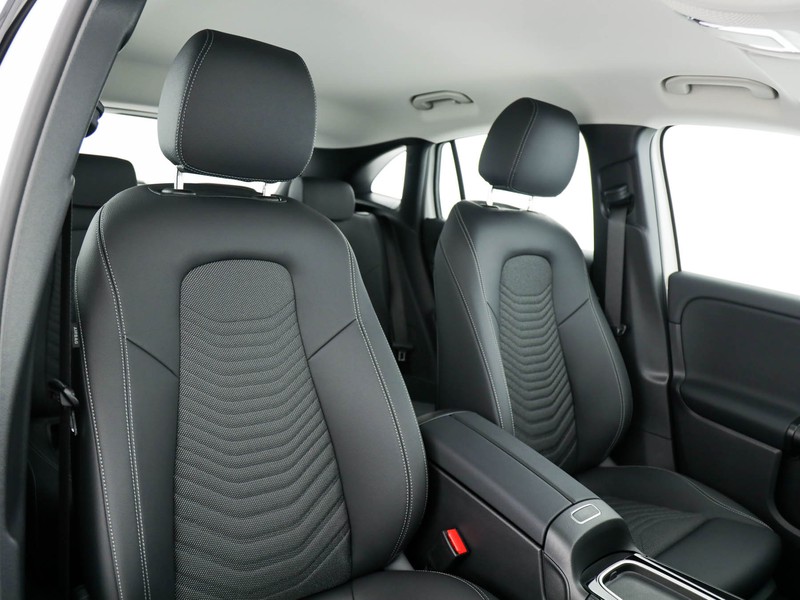 Mercedes GLA 180 d executive auto diesel bianco