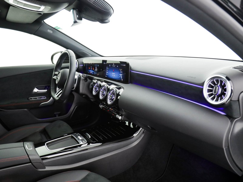 AMG Classe A a amg 35 amg line advanced plus 4matic auto ibrido nero