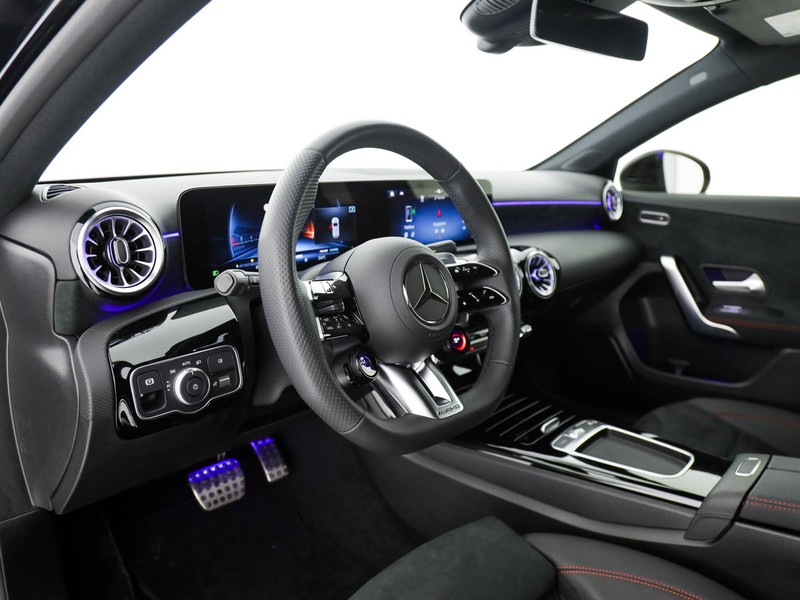 AMG Classe A a amg 35 amg line advanced plus 4matic auto ibrido nero