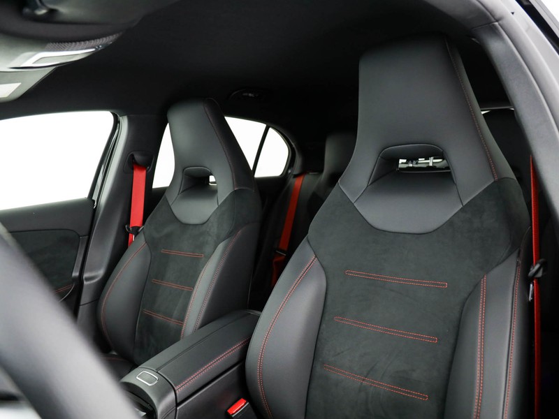 AMG Classe A a amg 35 amg line advanced plus 4matic auto ibrido nero