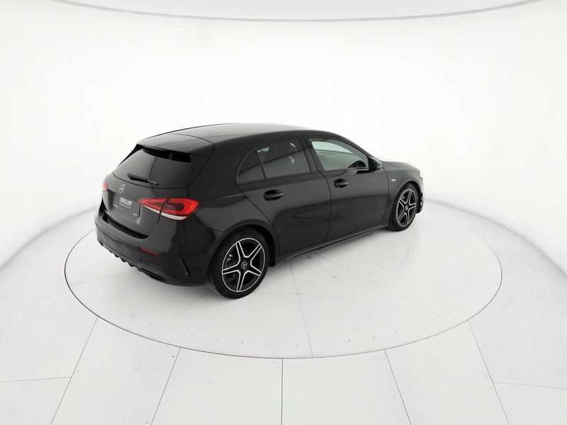 Mercedes Classe A 200 d premium night edition auto