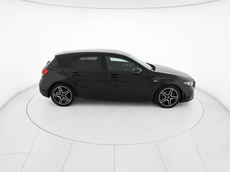 Mercedes Classe A 200 d premium night edition auto
