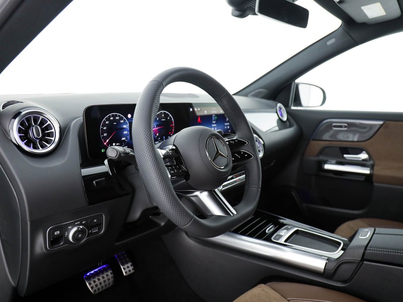 Mercedes GLA 180 d amg line advanced plus auto
