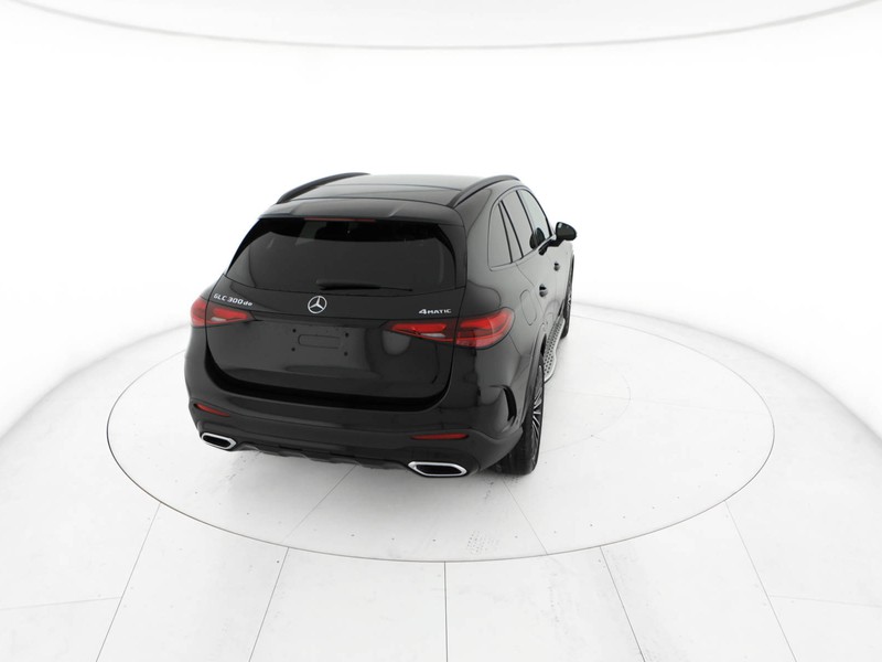 Mercedes GLC 300 de 4MATIC con tecnologia ibrida EQ