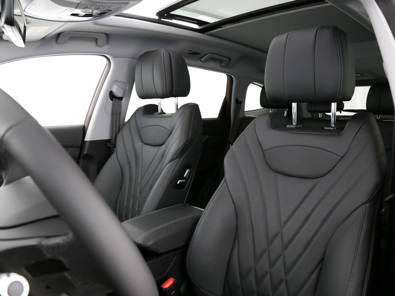 Sportequipe 8 1.5 phev auto ibrido rosso