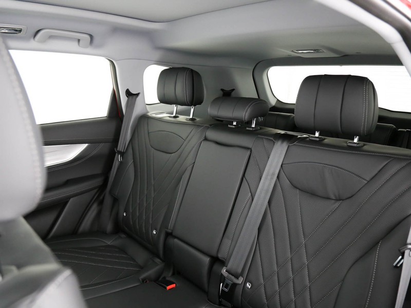 Sportequipe 8 1.5 phev auto ibrido rosso