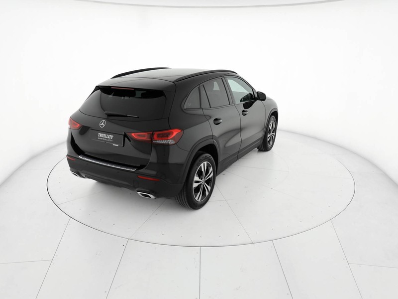 Mercedes GLA 180 d sport plus auto diesel nero
