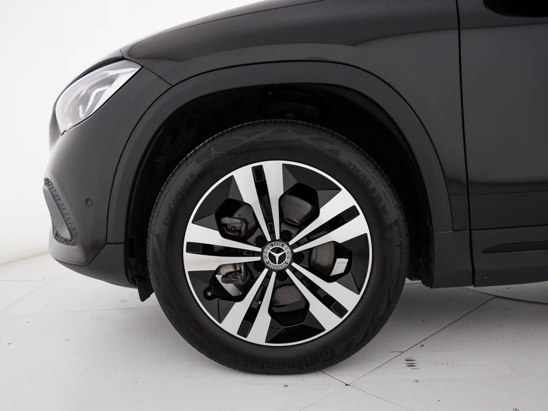 Mercedes GLA 180 d sport plus auto diesel nero
