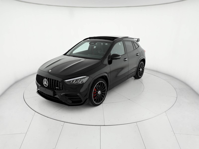 AMG GLA Mercedes-AMG 35 4MATIC