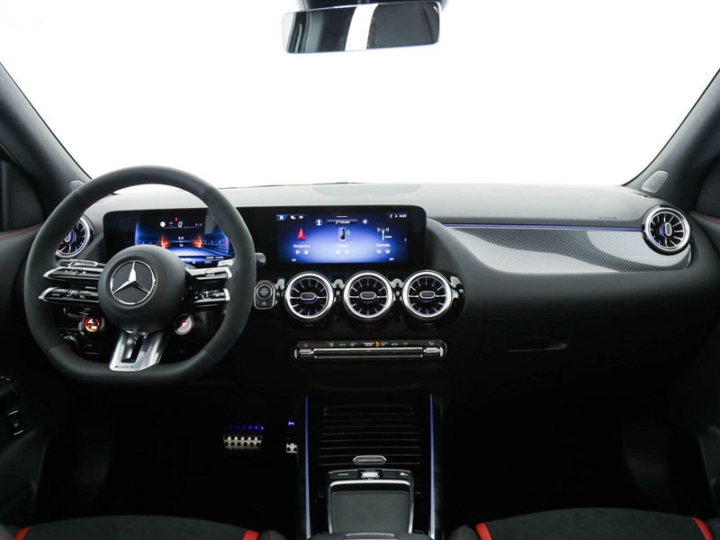 AMG GLA Mercedes-AMG 35 4MATIC
