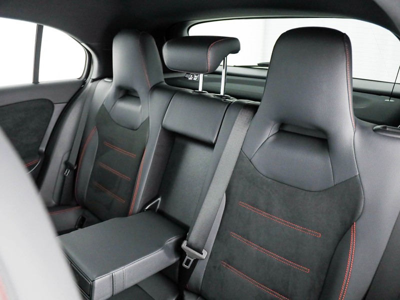 Mercedes Classe A 180 d amg line advanced plus auto