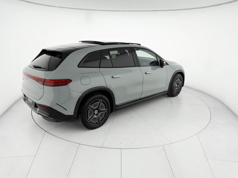 Mercedes EQS suv 450 amg line premium 4matic auto elettrica grigio