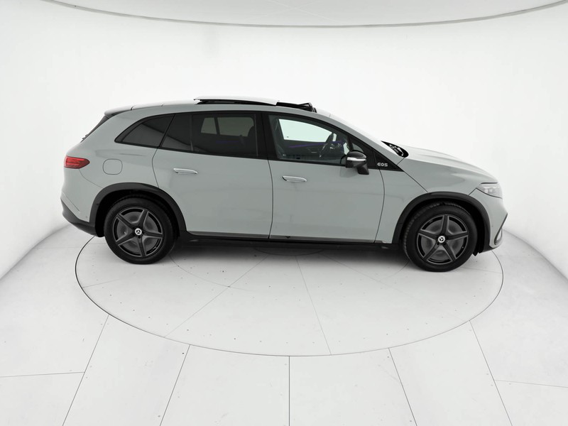 Mercedes EQS suv 450 amg line premium 4matic auto elettrica grigio