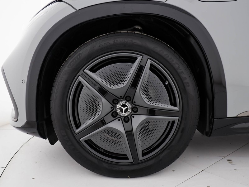 Mercedes EQS suv 450 amg line premium 4matic auto elettrica grigio