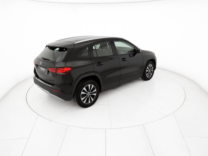 Mercedes GLA 180 d executive auto diesel nero