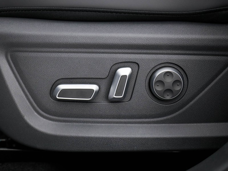 Sportequipe 6 gt 1.5 turbo 156cv dct benzina bianco