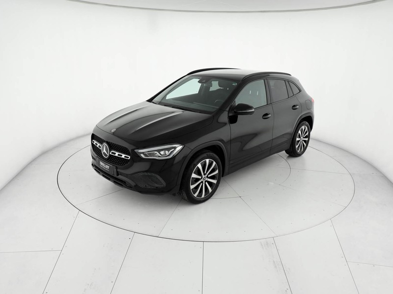 Mercedes GLA 200 d sport plus auto