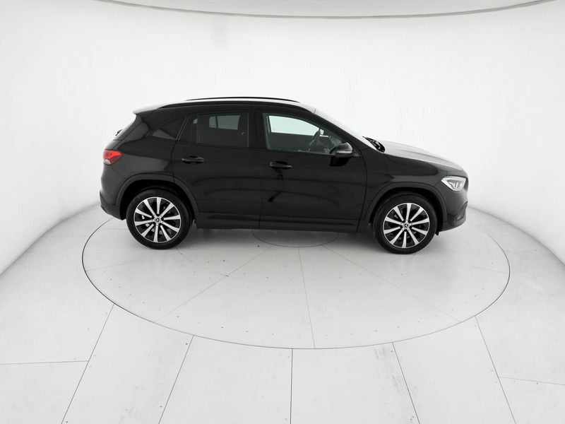 Mercedes GLA 200 d sport plus auto