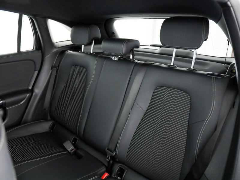 Mercedes GLA 200 d sport plus auto