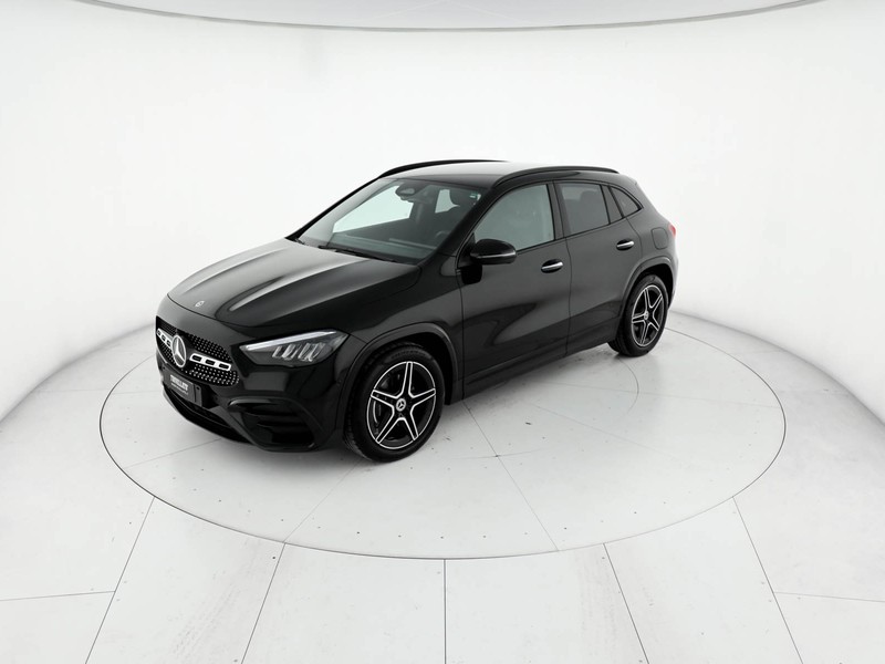 Mercedes GLA 180 d amg line advanced plus auto diesel nero