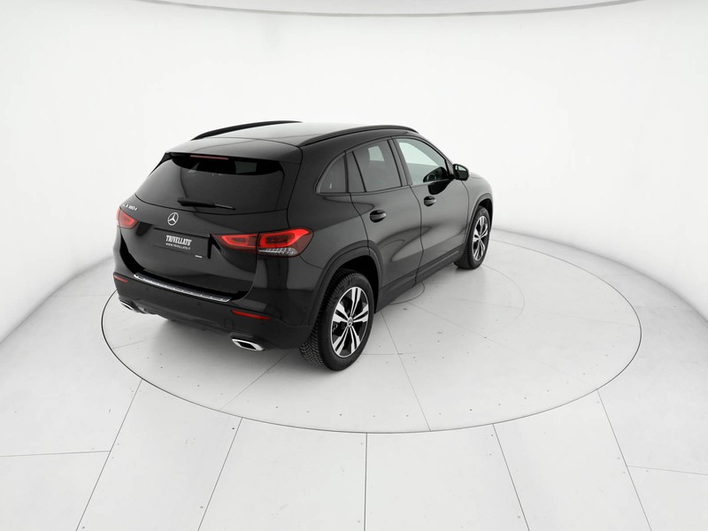 Mercedes GLA 180 d sport auto diesel nero