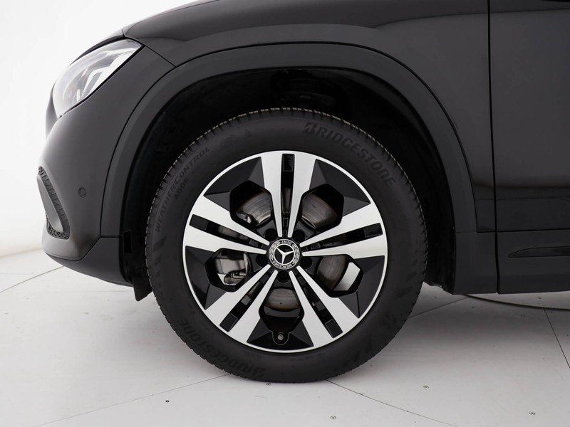 Mercedes GLA 180 d sport auto diesel nero