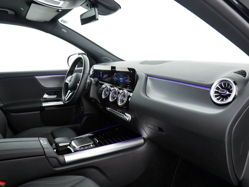 Mercedes GLA 180 d sport auto diesel nero