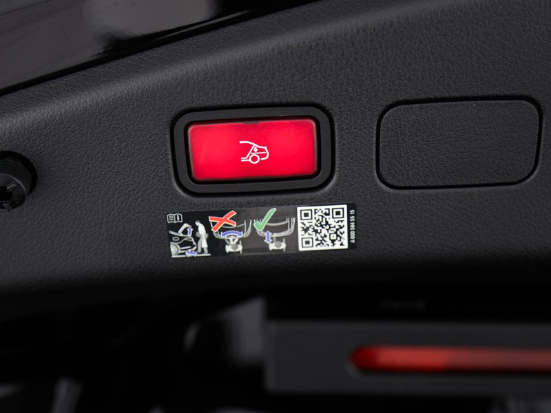 Mercedes CLE Cabrio cabrio 200 amg line premium 4matic auto