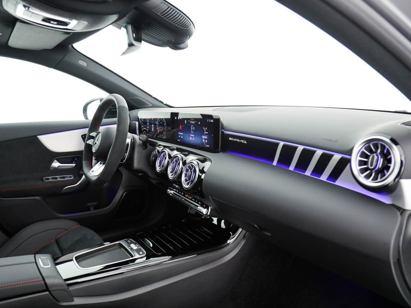 AMG Classe A a amg 35 amg line premium 4matic auto