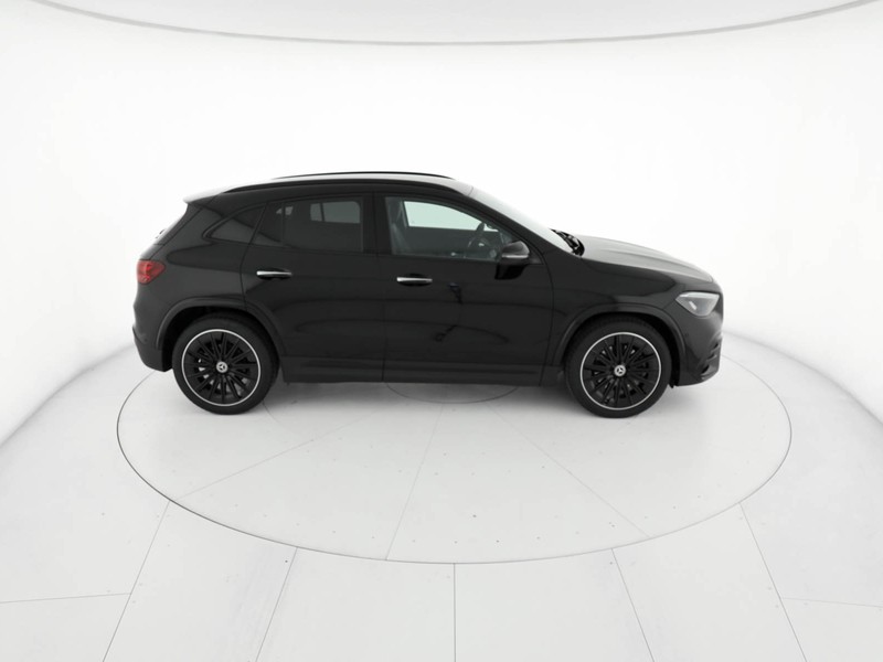 Mercedes GLA 200 d amg line advanced plus 4matic auto