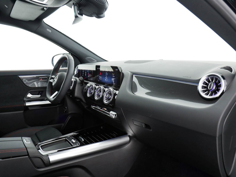 Mercedes GLA 200 d amg line advanced plus 4matic auto