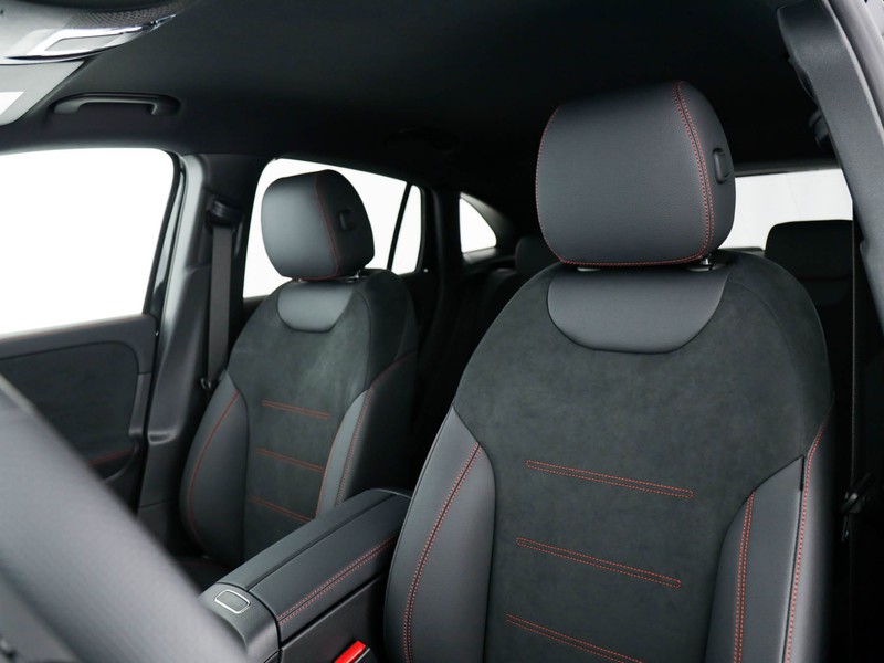 Mercedes GLA 200 d amg line advanced plus 4matic auto