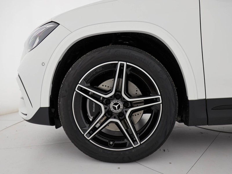 Mercedes GLA 200 d amg line advanced plus 4matic auto